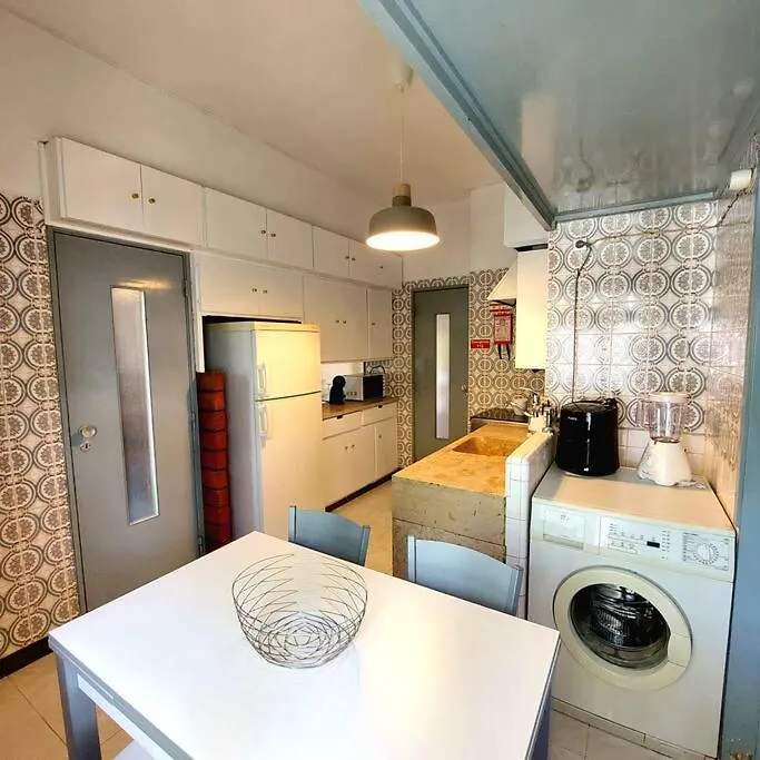 Oliva 50 - 4Br, Office And Balcony Apartment Lisbon